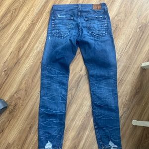 True Religion distressed jeans in 32/32